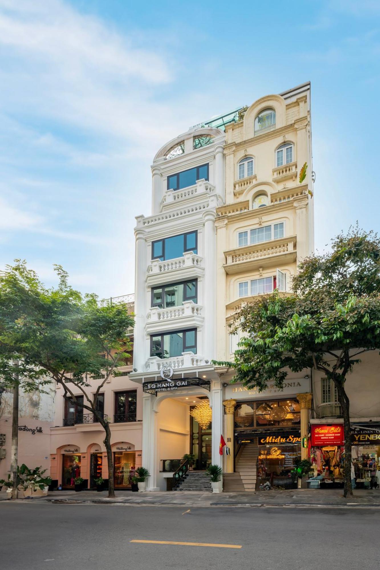 Sq Hang Gai & Khách sạn 4*