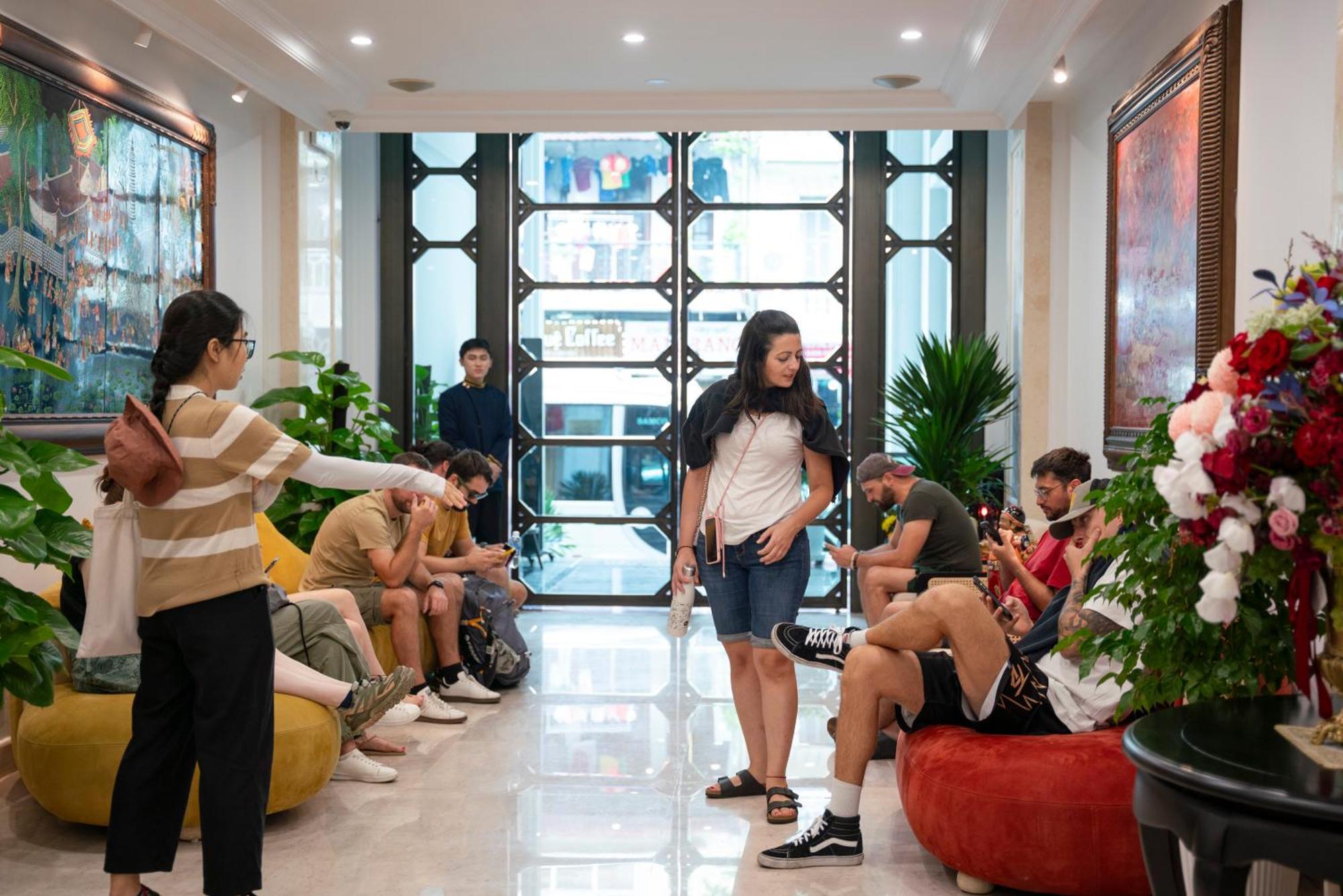 Sq Hang Gai & 4* Hà Nội